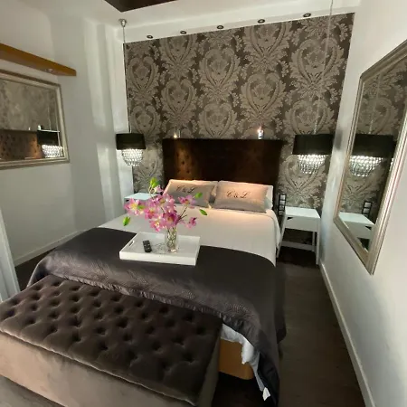C&l Centro Apartment *