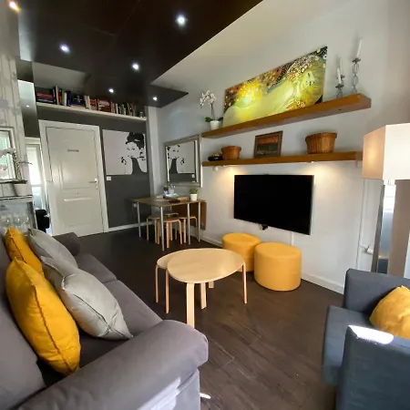 C&l Centro Apartment *